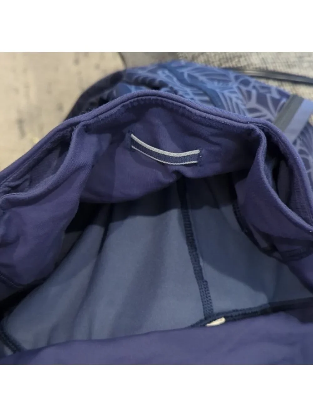 Lululemon Run A Marathon Crop IIPretty Palm Cadet Greyvy / Cadet Blue